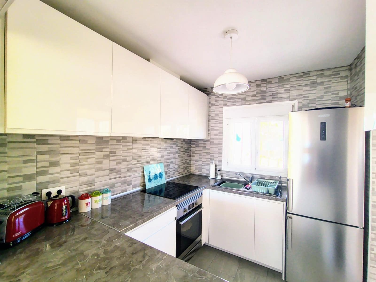 3 bedroom Villa for sale in La Nucia with garage - € 289,995 (Ref: 9634149)