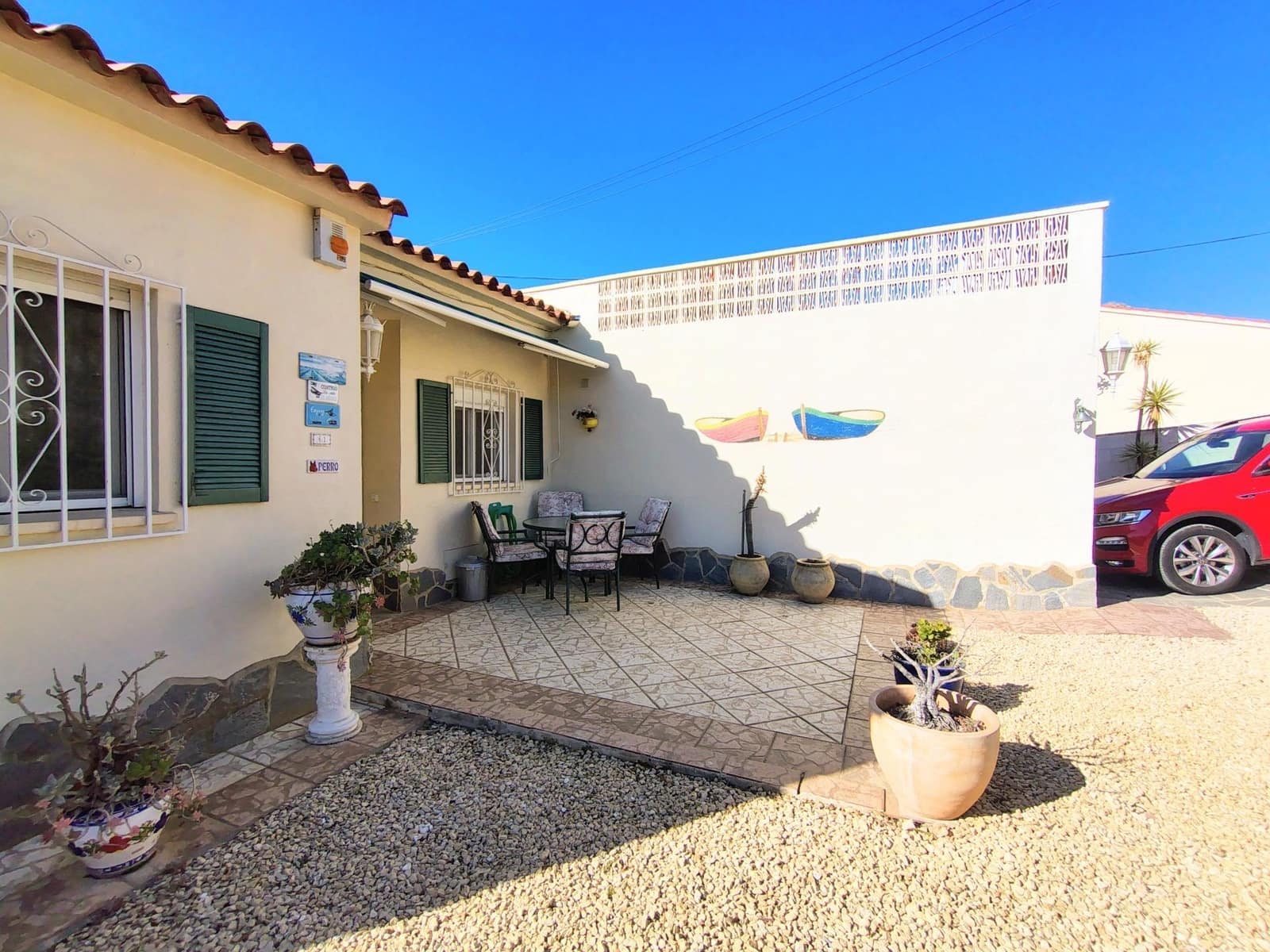 3 bedroom Villa for sale in La Nucia with garage - € 289,995 (Ref: 9634149)