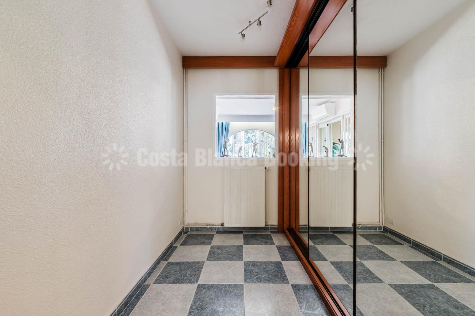 4 sypialnia Willa na sprzedaż w Albir z basenem garażem - 890 000 € (Ref: 9634150)