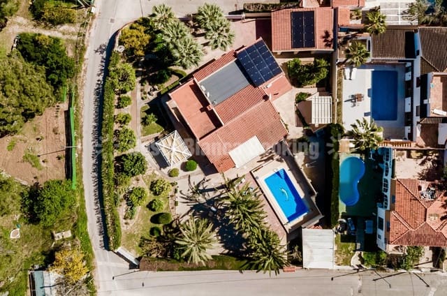 4 sypialnia Willa na sprzedaż w Albir, Alfaz del Pi / L'Alfàs del Pi z basenem garażem - 890 000 € (Ref: 9634150)