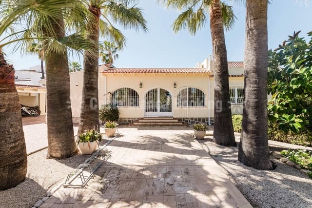 4 sypialnia Willa na sprzedaż w Albir, Alfaz del Pi / L'Alfàs del Pi z basenem garażem - 890 000 € (Ref: 9634150)