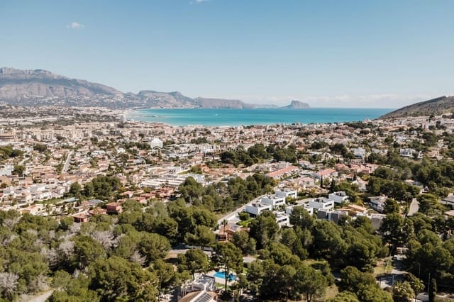 Chalet de 4 habitaciones en Albir, Alfaz del Pi / L'Alfàs del Pi en venta con piscina garaje - 790.000 € (Ref: 9634150)