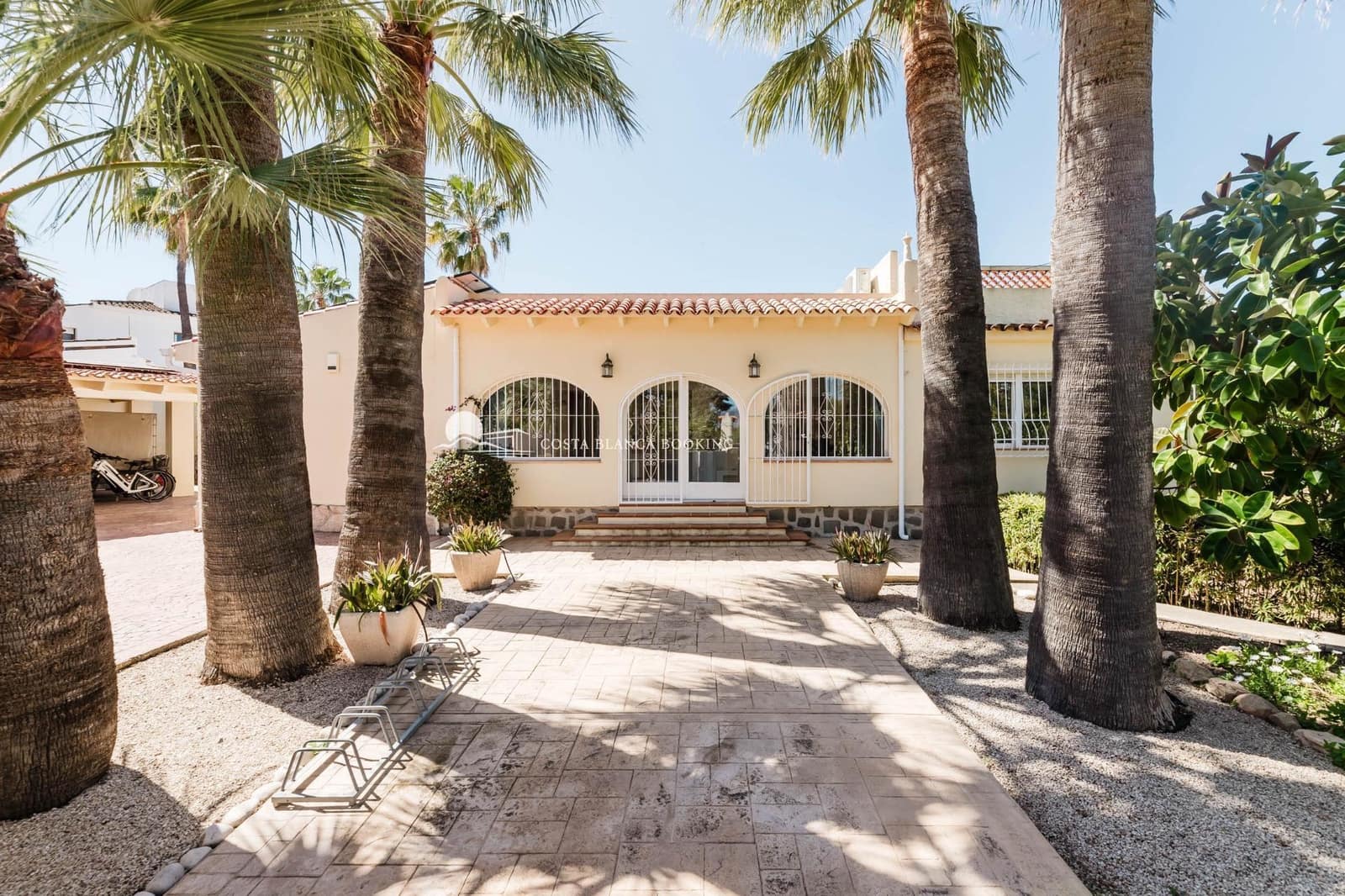 4 slaapkamer Villa te koop in Albir met zwembad garage - € 790.000 (Ref: 9634150)
