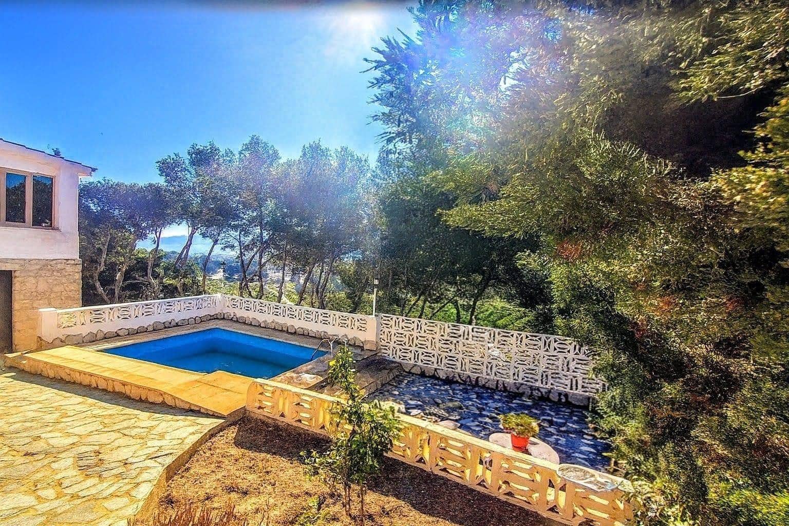 4 quarto Moradia para venda em La Nucia com piscina garagem - 735 000 € (Ref: 9666427)