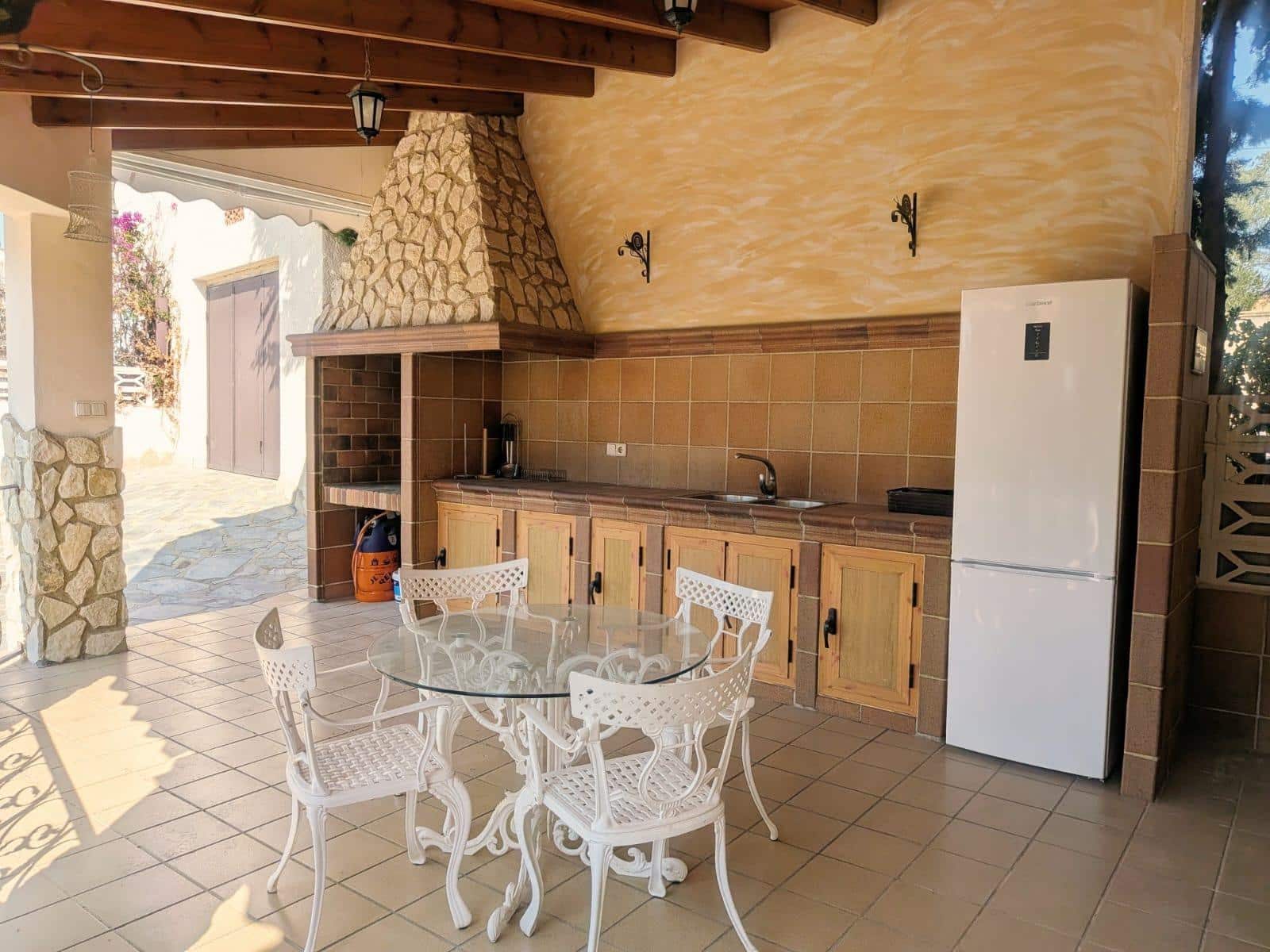 4 sypialnia Willa na sprzedaż w La Nucia z basenem garażem - 735 000 € (Ref: 9666427)