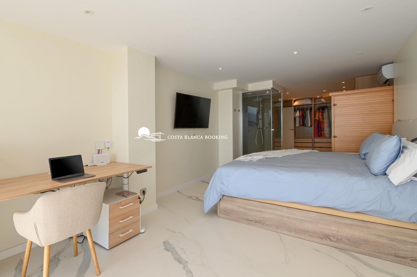 2 bedroom Apartment for sale in La Villajoyosa / Vila Joiosa with garage - € 630,000 (Ref: 9670569)