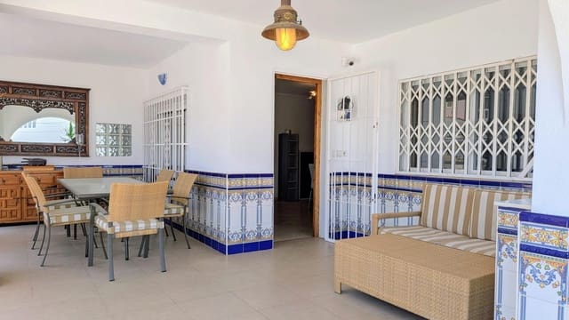 4 soveværelse Semi-Rækkehus til salg i Albir, Alfaz del Pi / L'Alfàs del Pi med swimmingpool garage - € 437.000 (Ref: 9690536)