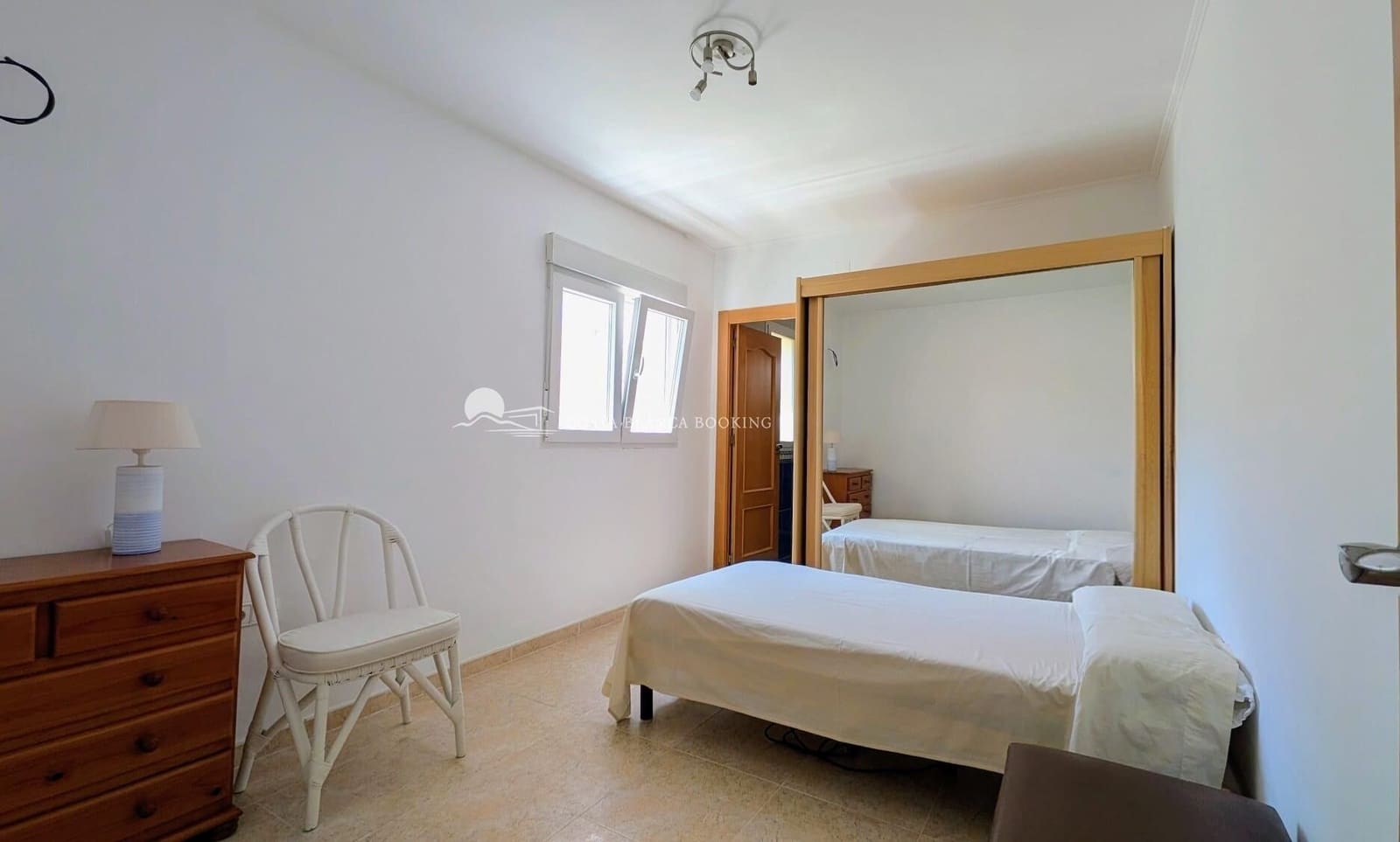 4 soveværelse Semi-Rækkehus til salg i Albir med swimmingpool garage - € 437.000 (Ref: 9690536)