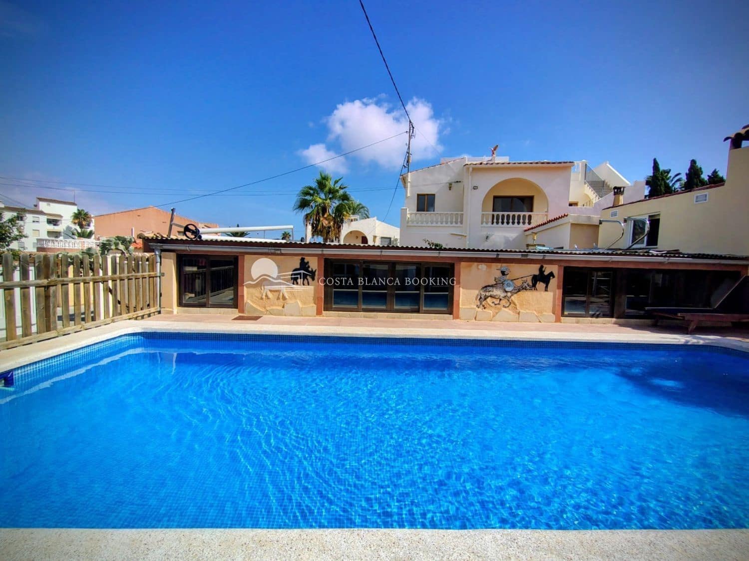 4 soveværelse Semi-Rækkehus til salg i Albir med swimmingpool garage - € 437.000 (Ref: 9690536)