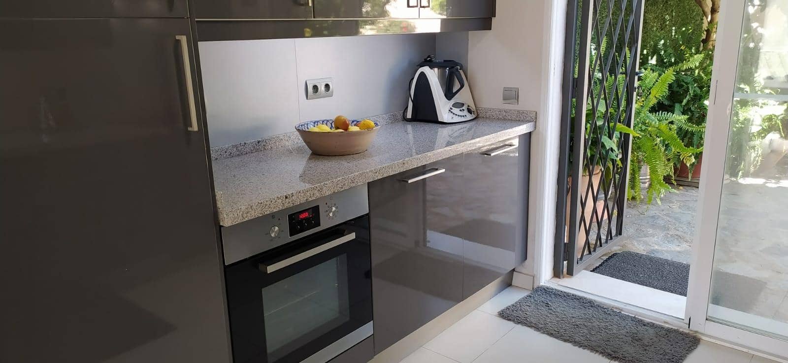 2 bedroom Villa for sale in Albir - € 475,000 (Ref: 9714862)