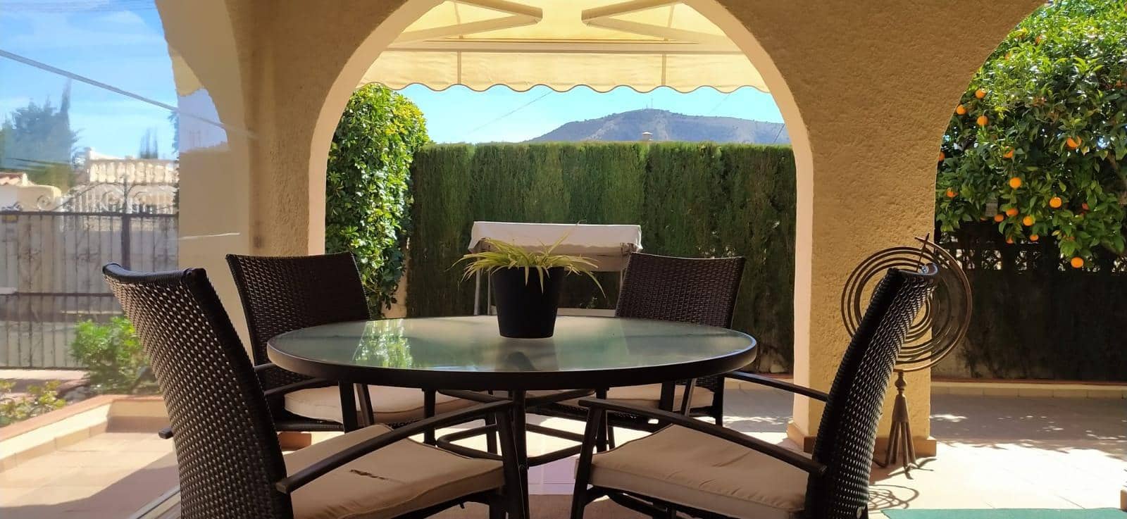 2 bedroom Villa for sale in Albir - € 475,000 (Ref: 9714862)