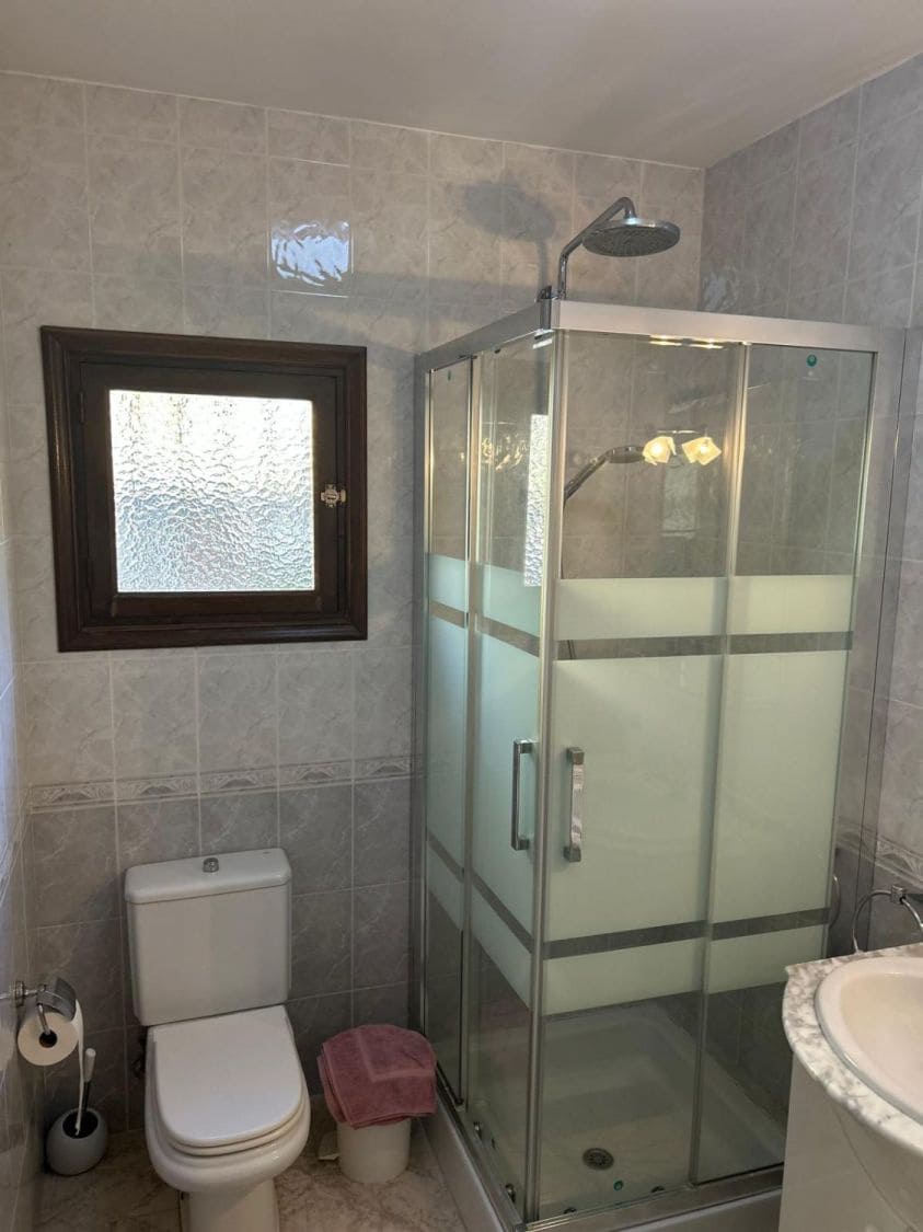 5 bedroom Villa for sale in Altea - € 1,585,000 (Ref: 9732034)