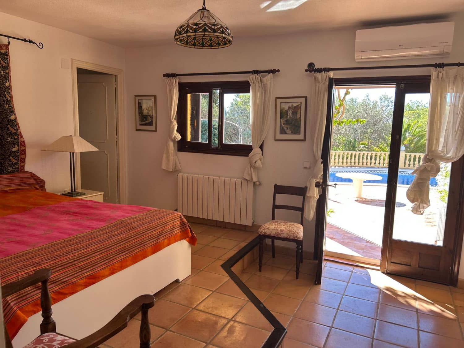 5 bedroom Villa for sale in Altea - € 1,585,000 (Ref: 9732034)