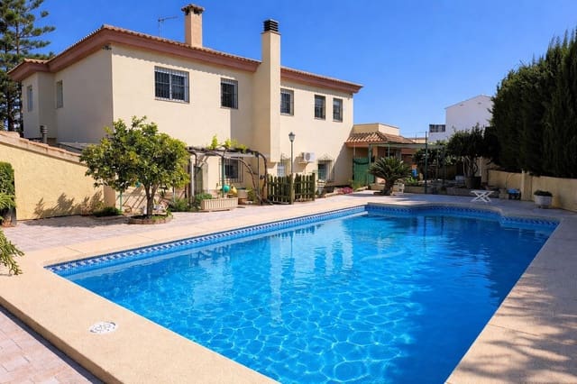 5 soveværelse Villa til salg i Albir, Alfaz del Pi / L'Alfàs del Pi med swimmingpool garage - € 890.000 (Ref: 9735517)