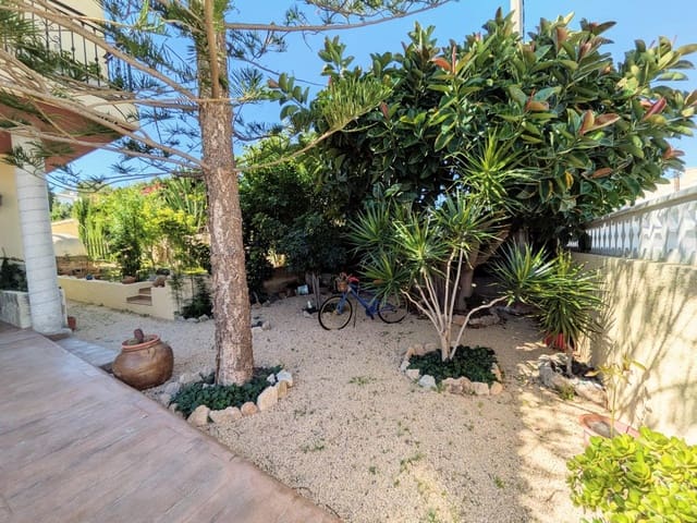 5 soveværelse Villa til salg i Albir, Alfaz del Pi / L'Alfàs del Pi med swimmingpool garage - € 890.000 (Ref: 9735517)