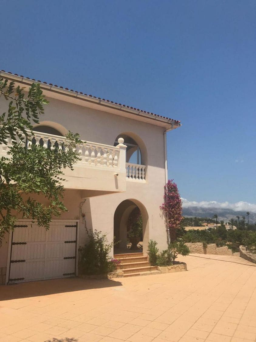 8 chambre Villa/Maison à vendre à La Nucia - 1 500 000 € (Ref: 9735518)