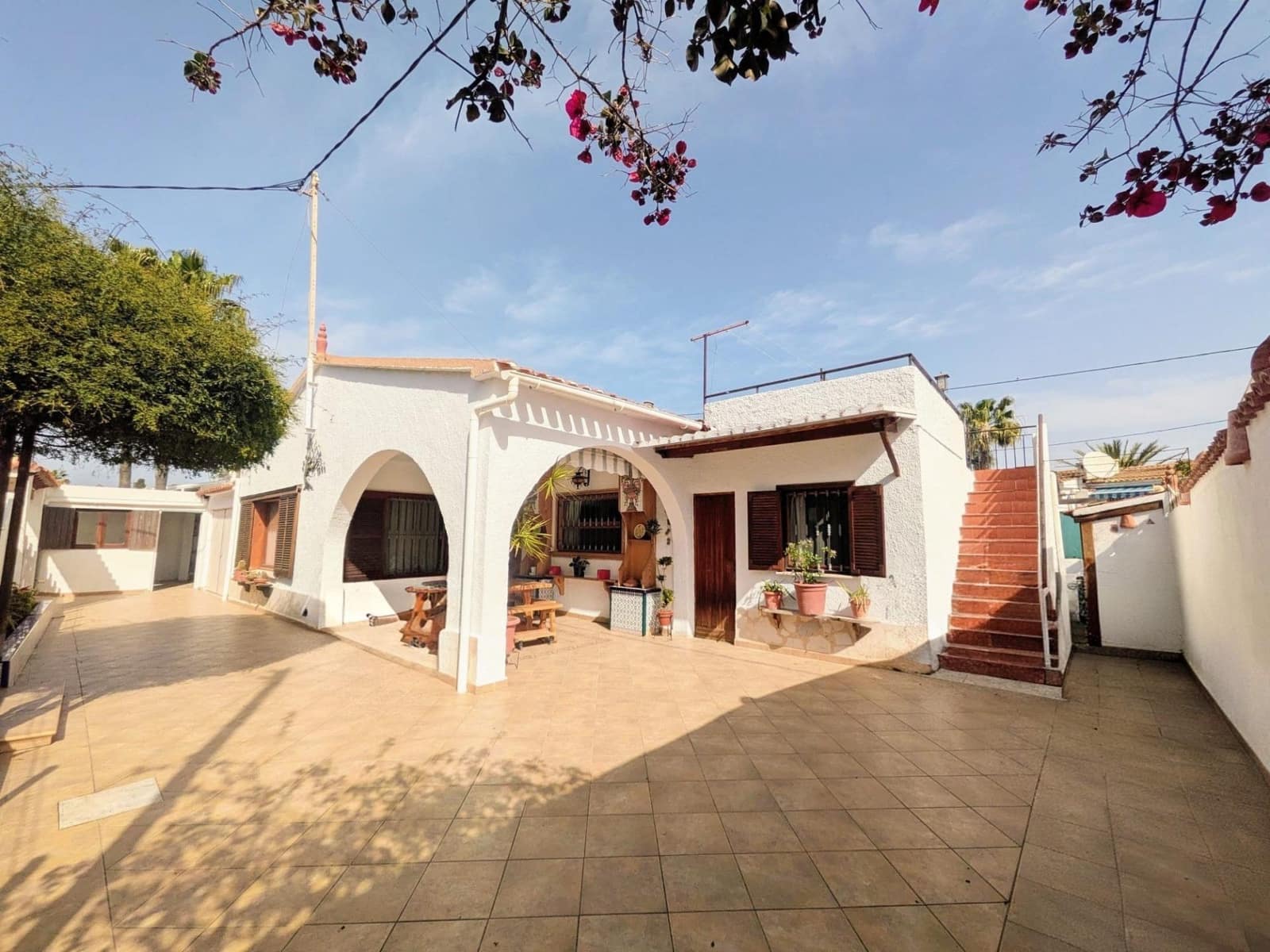 4 slaapkamer Villa te koop in Albir met zwembad garage - € 639.000 (Ref: 9758891)