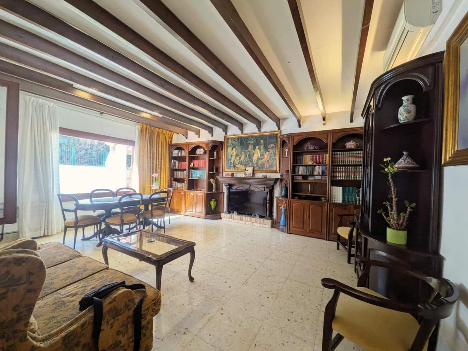 4 bedroom Villa for sale in Albir with pool garage - € 639,000 (Ref: 9758891)