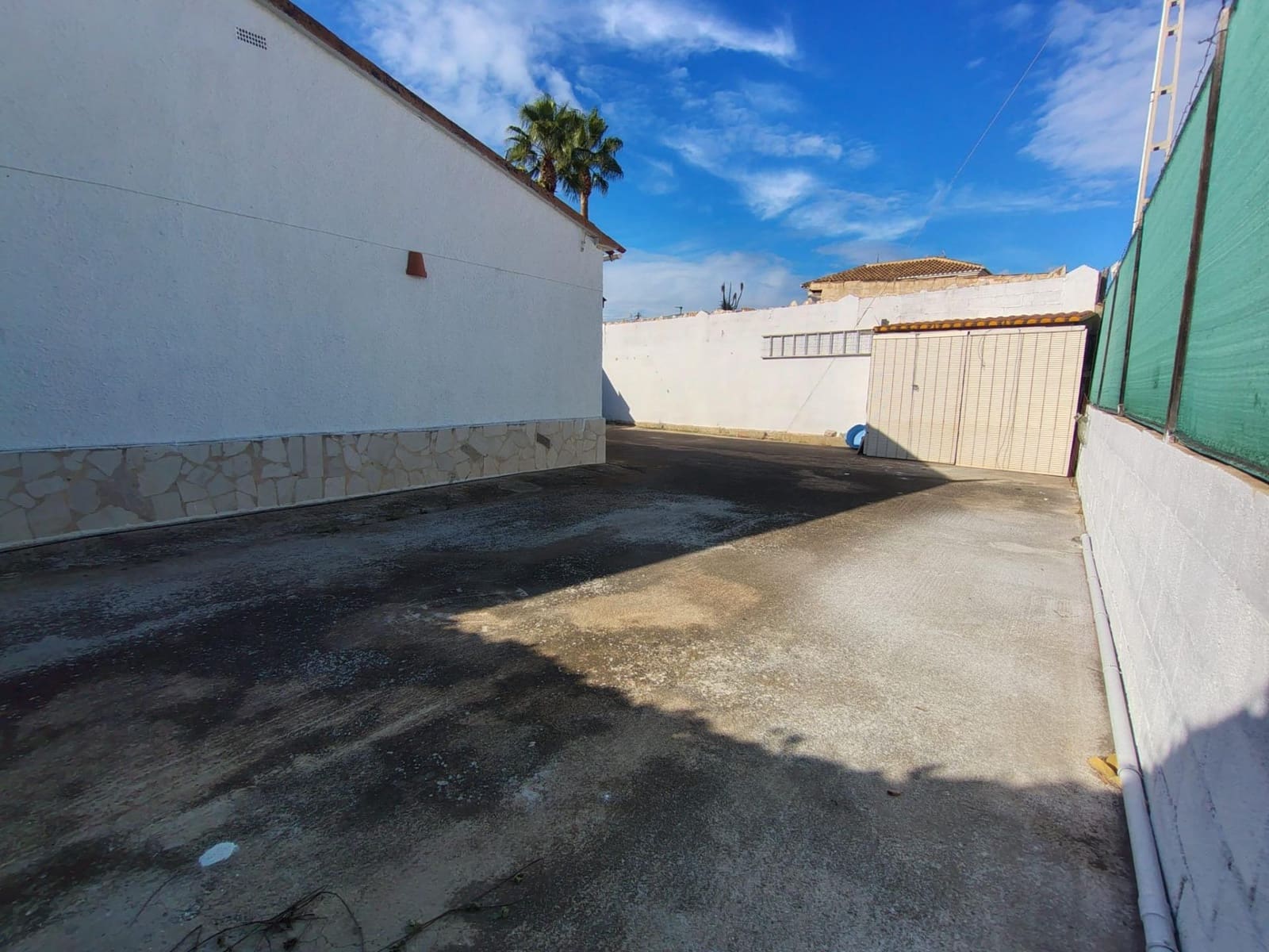 4 bedroom Villa for sale in Albir with pool garage - € 639,000 (Ref: 9758891)