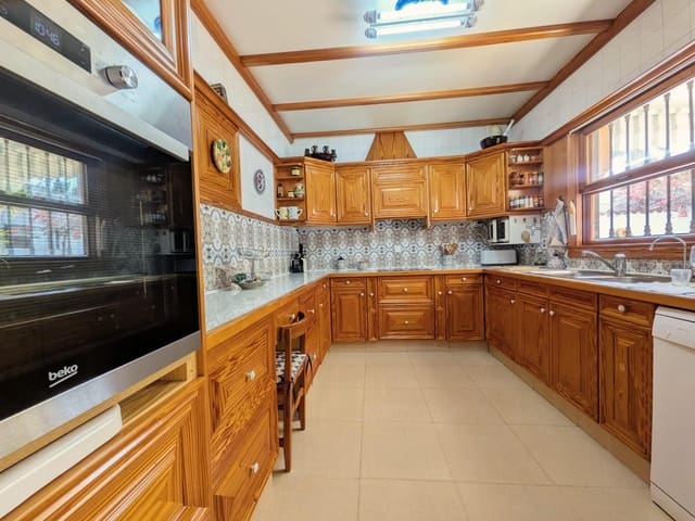 4 slaapkamer Villa te koop in Albir, Alfaz del Pi / L'Alfàs del Pi met zwembad garage - € 639.000 (Ref: 9758891)