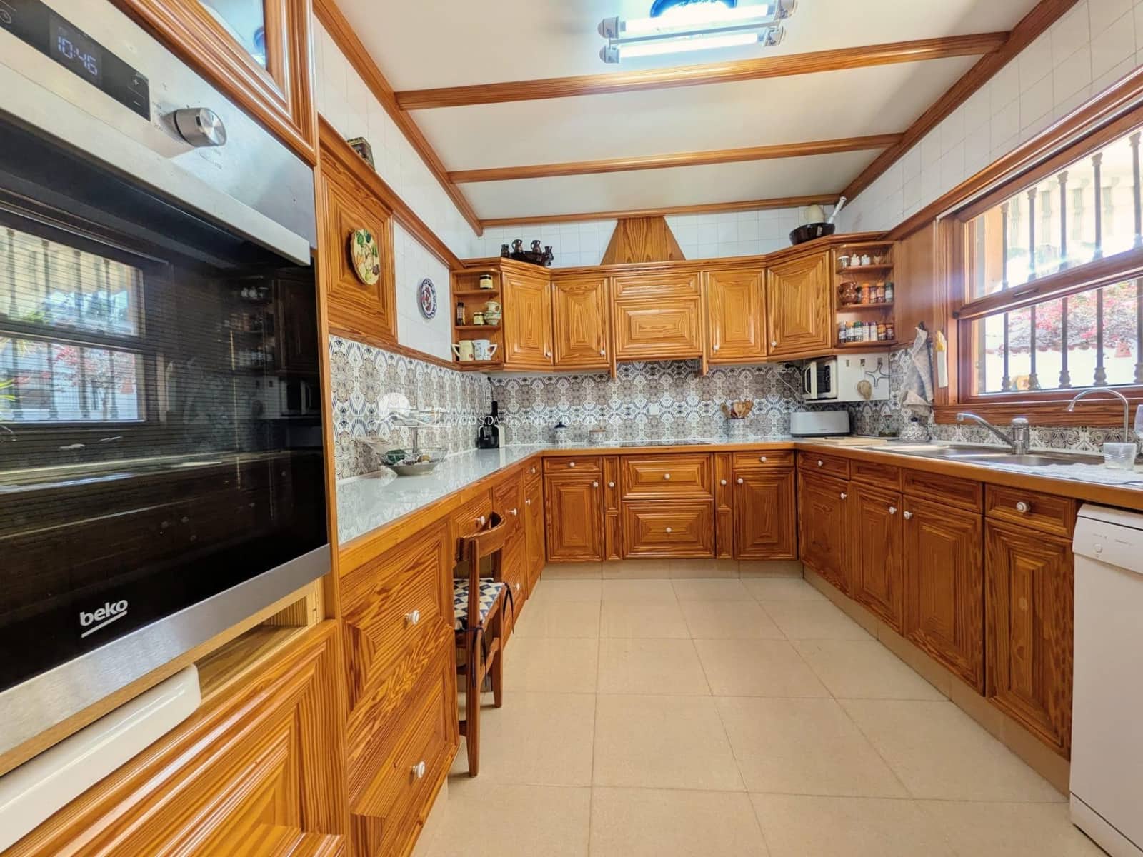 4 makuuhuone Huvila myytävänä paikassa Albir mukana uima-altaan 
autotalli - 638 000 € (Ref: 9758891)