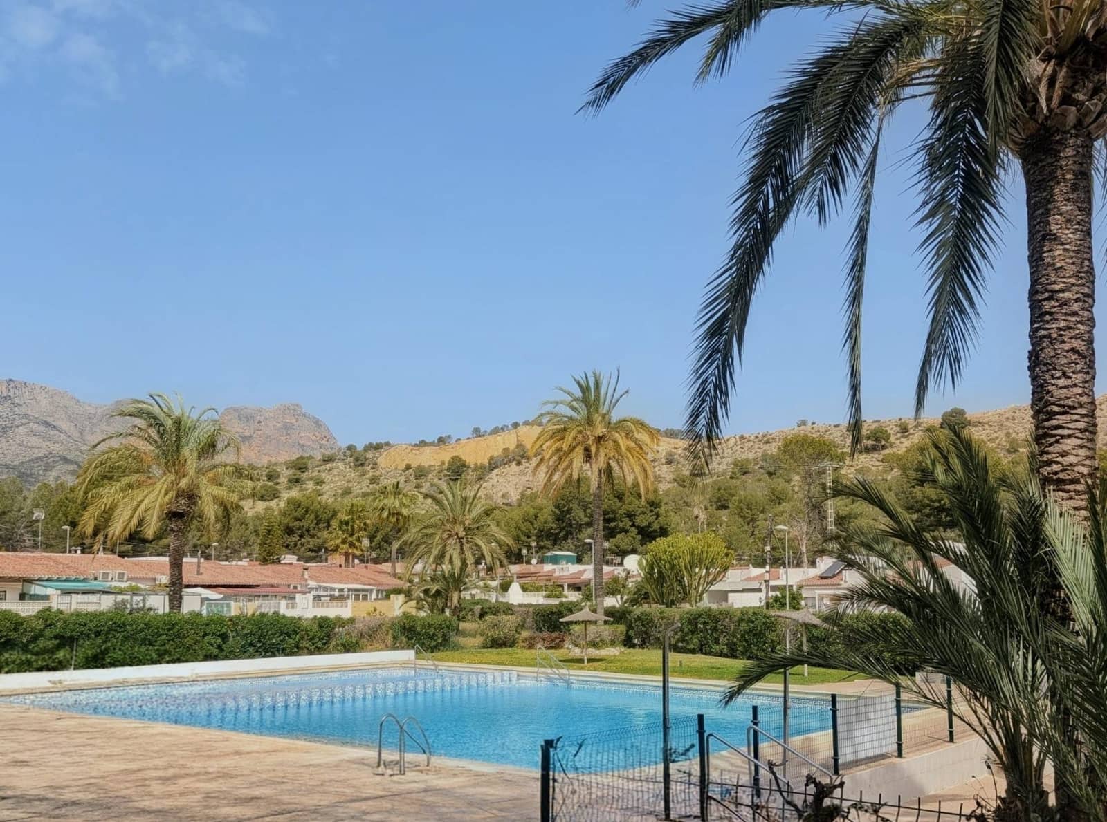 4 bedroom Terraced Villa for sale in La Nucia - € 395,000 (Ref: 9778042)