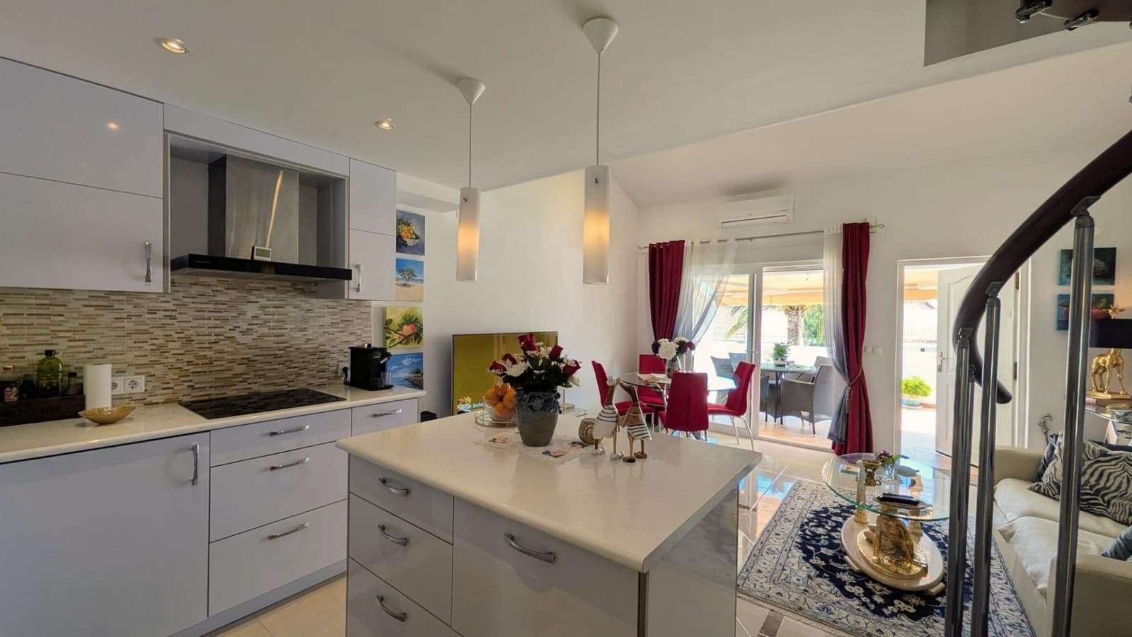 2 Zimmer Reihenhaus zu verkaufen in La Nucia mit Pool - 279.000 € (Ref: 9825179)
