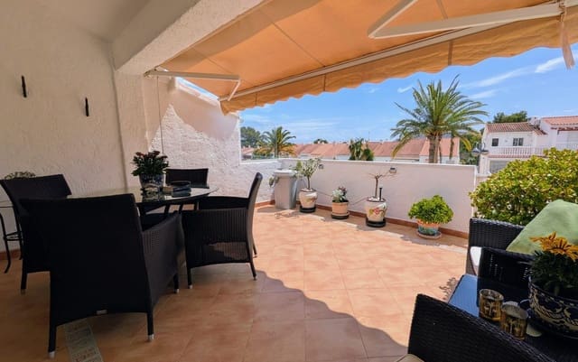 Adosado de 2 habitaciones en La Nucia en venta con piscina - 279.000 € (Ref: 9825179)