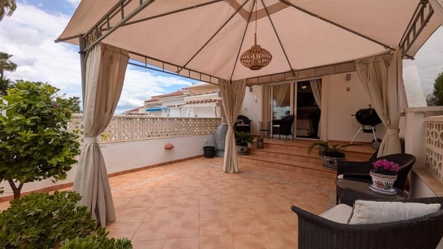 Adosado de 2 habitaciones en La Nucia en venta con piscina - 279.000 € (Ref: 9825179)