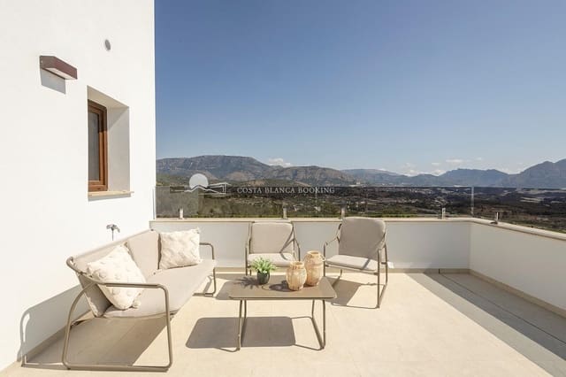 Chalet de 3 habitaciones en Polop en venta con piscina garaje - 598.000 € (Ref: 9829031)