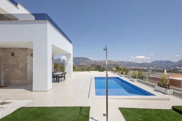 Chalet de 3 habitaciones en Polop en venta con piscina garaje - 598.000 € (Ref: 9829031)