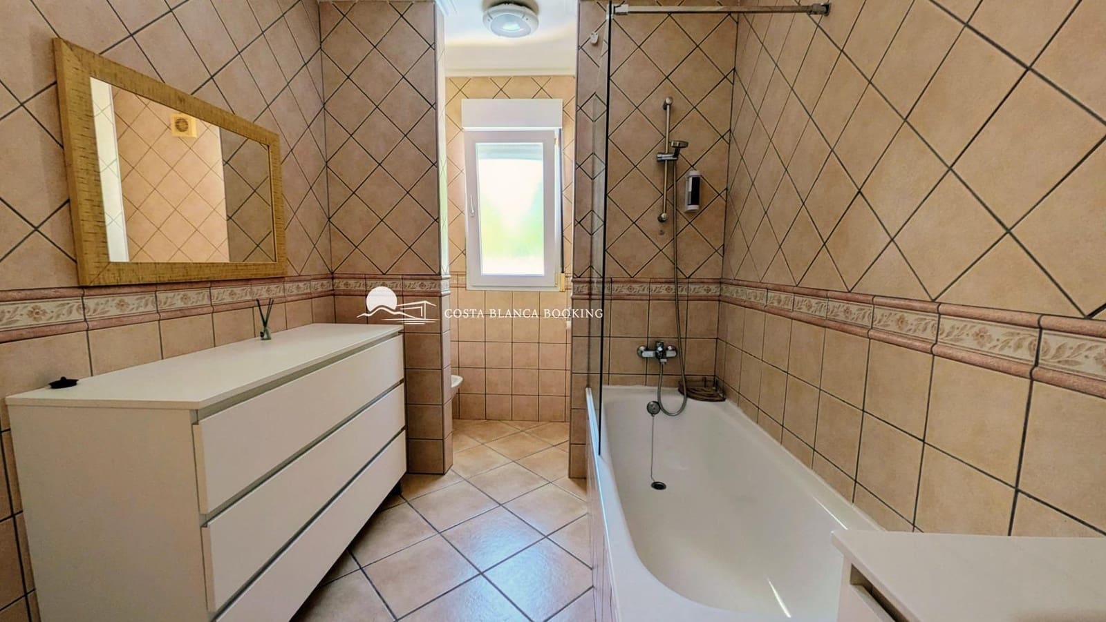 4 sovrum Villa till salu i Albir med pool garage - 650 000 € (Ref: 9833592)
