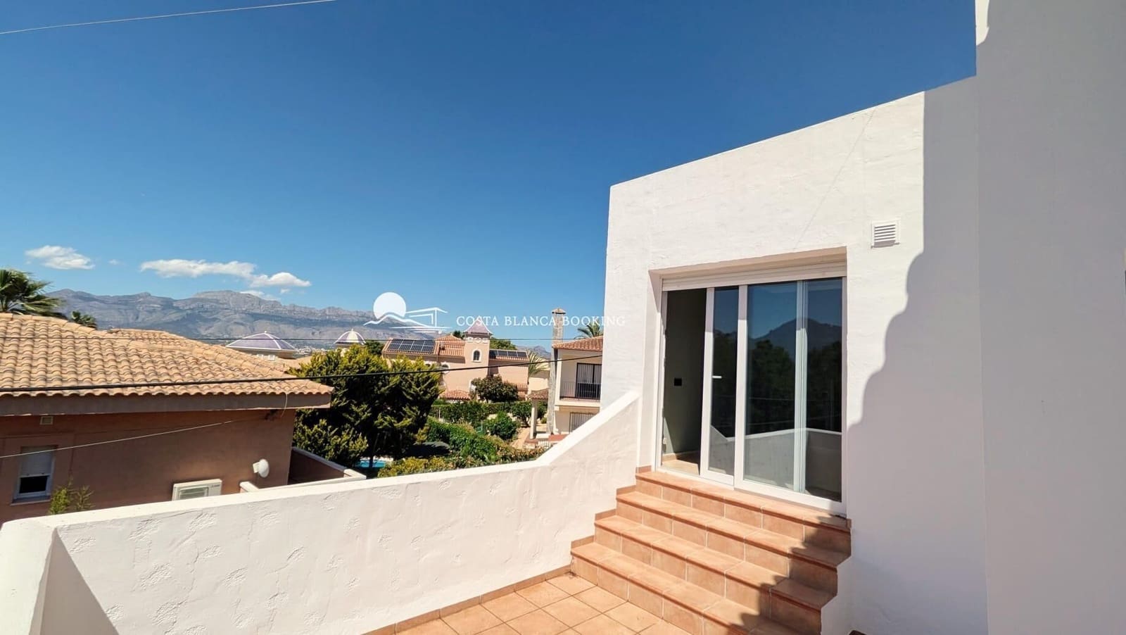 4 sovrum Villa till salu i Albir med pool garage - 650 000 € (Ref: 9833592)