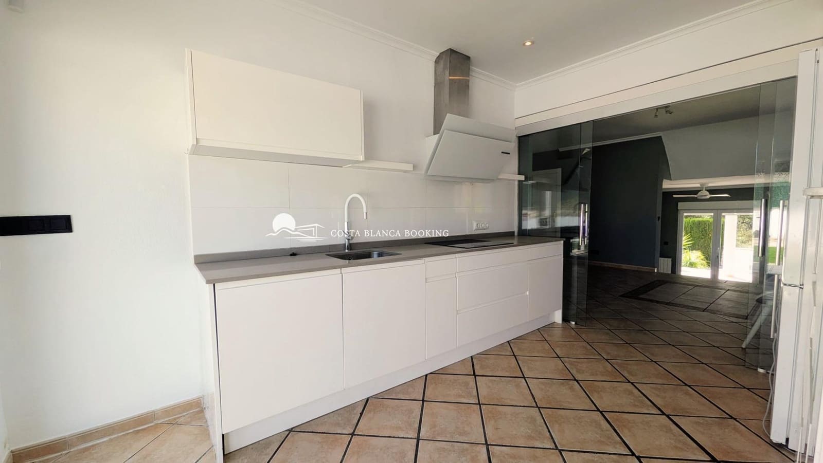 4 sovrum Villa till salu i Albir med pool garage - 650 000 € (Ref: 9833592)