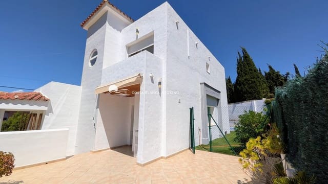 Chalet de 4 habitaciones en Albir, Alfaz del Pi / L'Alfàs del Pi en venta con piscina garaje - 650.000 € (Ref: 9833592)