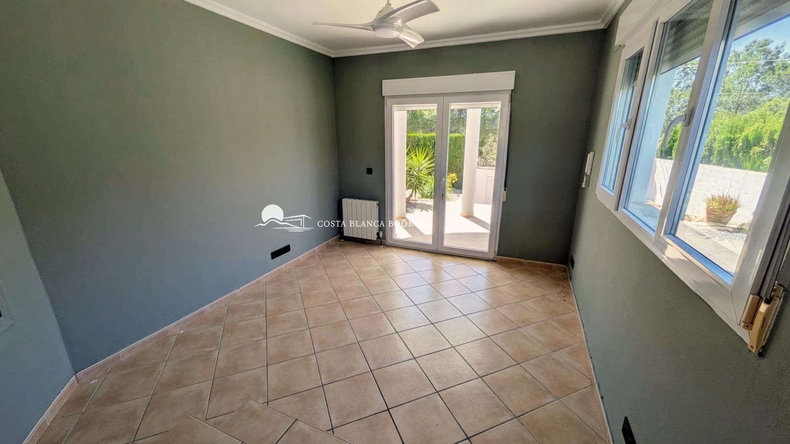 4 sovrum Villa till salu i Albir med pool garage - 650 000 € (Ref: 9833592)