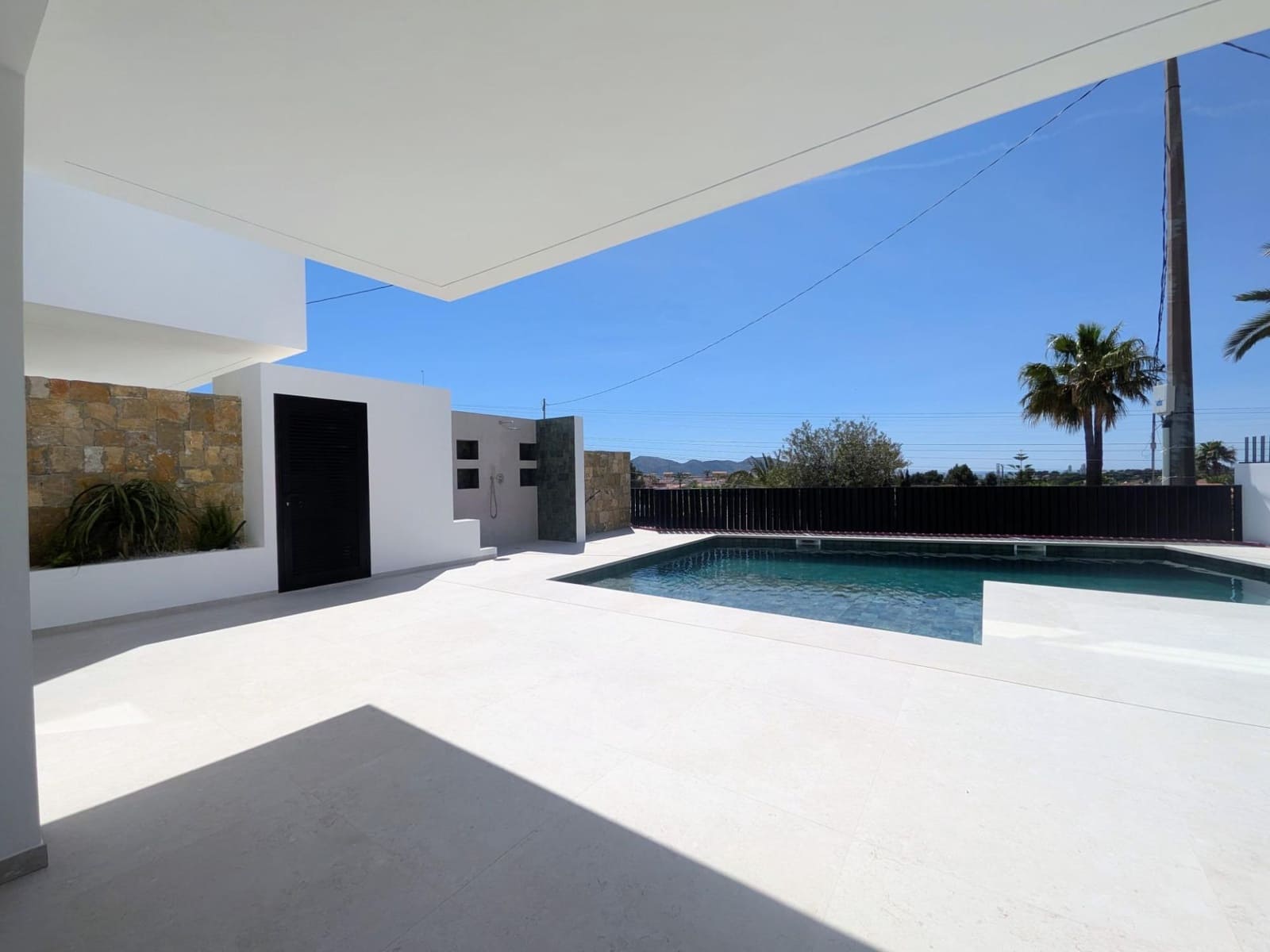 3 soveværelse Semi-Rækkehus til salg i Alfaz del Pi / L'Alfas del Pi med swimmingpool - € 861.000 (Ref: 9843337)