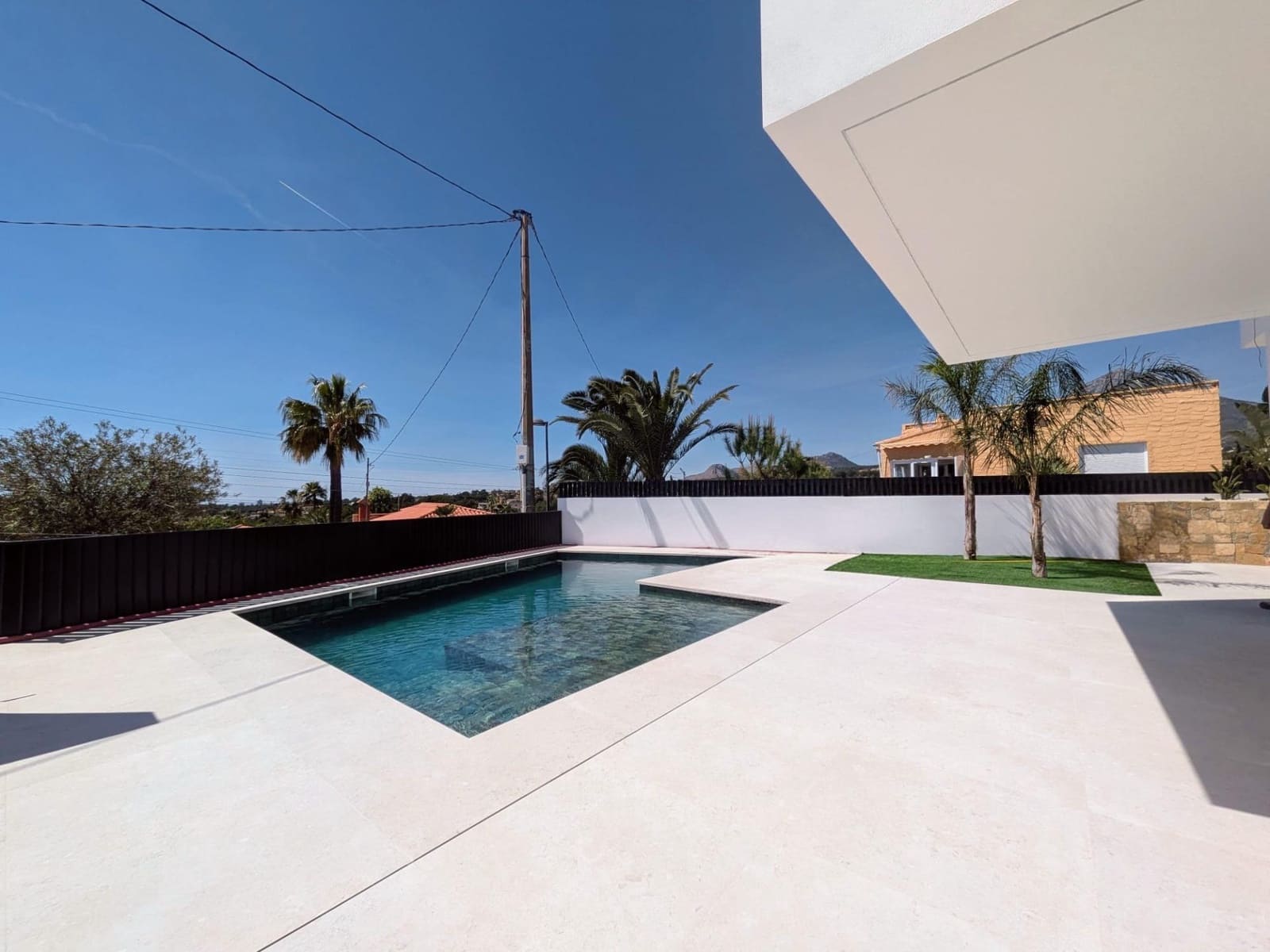 3 soveværelse Semi-Rækkehus til salg i Alfaz del Pi / L'Alfas del Pi med swimmingpool - € 861.000 (Ref: 9843337)