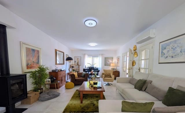 4 slaapkamer Halfvrijstaande villa te koop in Albir, Alfaz del Pi / L'Alfàs del Pi met zwembad garage - € 599.000 (Ref: 9843338)