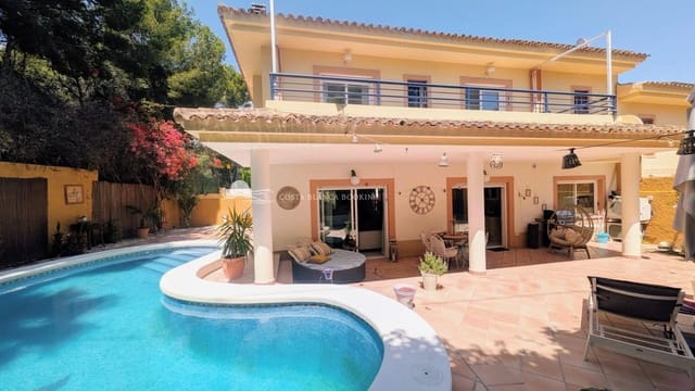 4 chambre Villa/Maison Semi-Mitoyenne à vendre à Albir, Alfaz del Pi / L'Alfàs del Pi avec piscine garage - 599 000 € (Ref: 9843338)