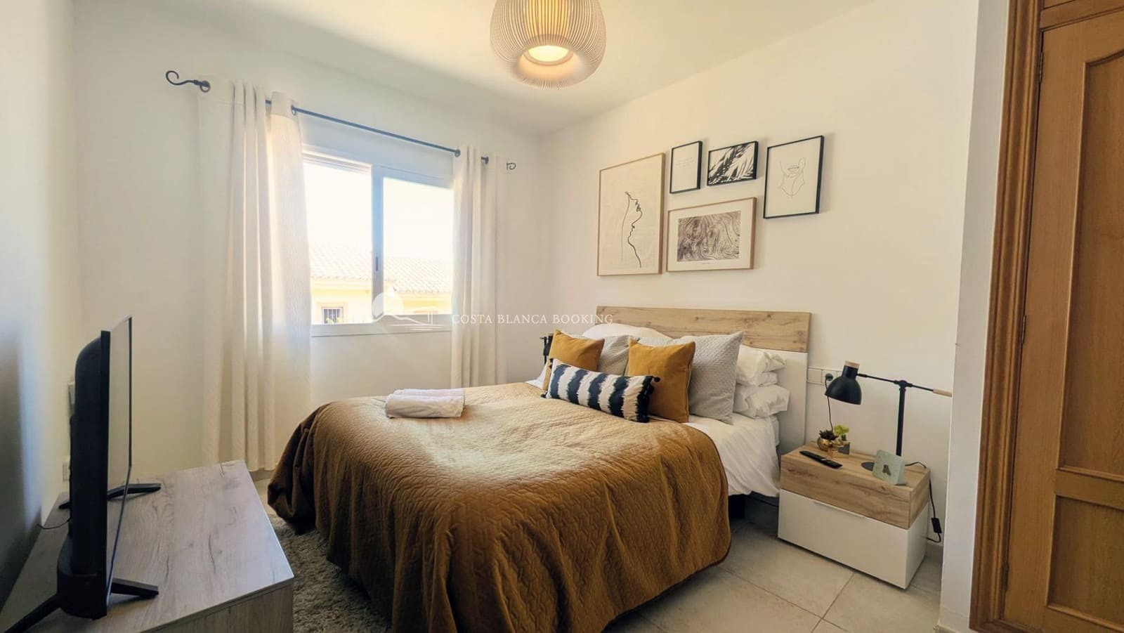 Pareado de 4 habitaciones en Albir en venta con piscina garaje - 599.000 € (Ref: 9843338)
