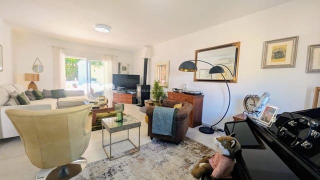 4 chambre Villa/Maison Semi-Mitoyenne à vendre à Albir, Alfaz del Pi / L'Alfàs del Pi avec piscine garage - 599 000 € (Ref: 9843338)
