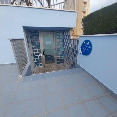 3 bedroom Penthouse for sale in Calpe / Calp with pool - € 899,000 (Ref: 9861824)