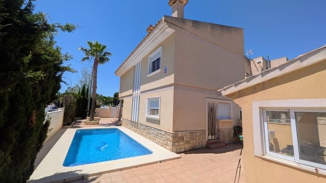 4 soveværelse Semi-Rækkehus til salg i Alfaz del Pi / L'Alfàs del Pi med garage - € 550.000 (Ref: 9861829)