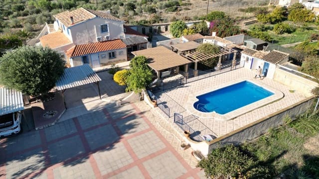4 soveværelse Villa til salg i Alfaz del Pi / L'Alfàs del Pi - € 585.000 (Ref: 9878739)