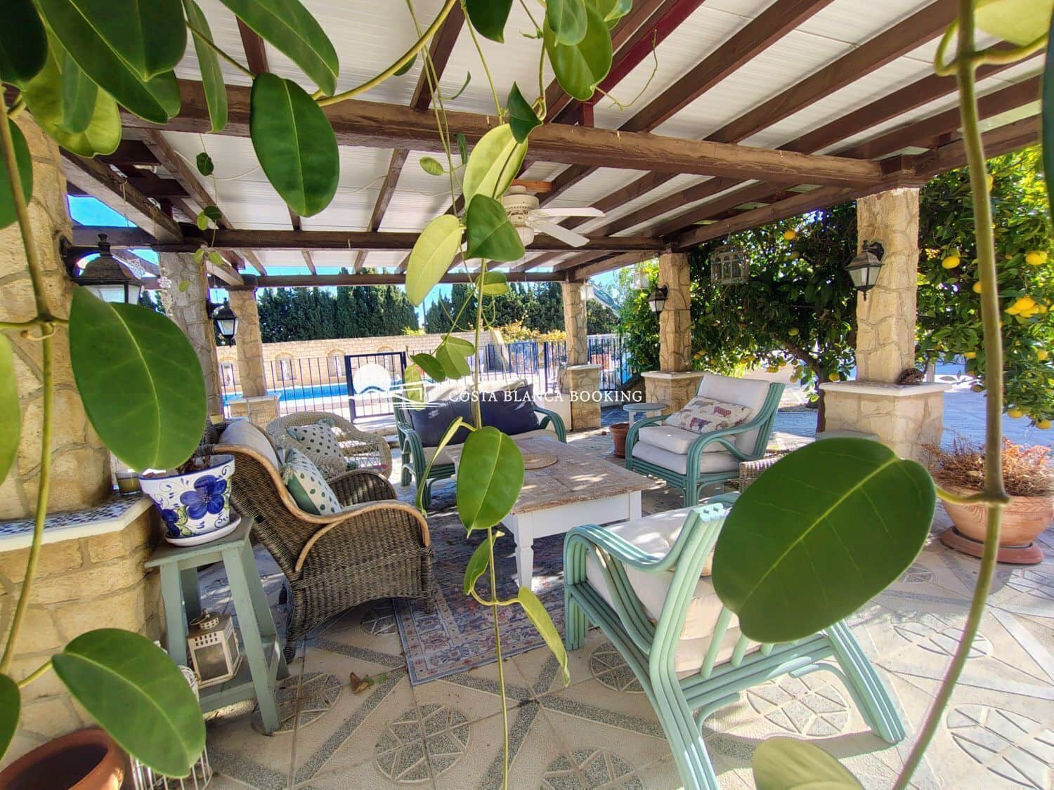 4 bedroom Villa for sale in Alfaz del Pi / L'Alfas del Pi with pool garage - € 525,000 (Ref: 9878739)