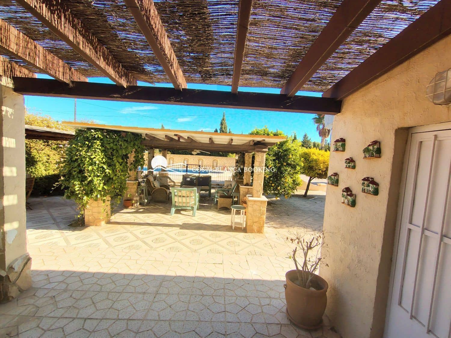 4 bedroom Villa for sale in Alfaz del Pi / L'Alfas del Pi with pool garage - € 525,000 (Ref: 9878739)