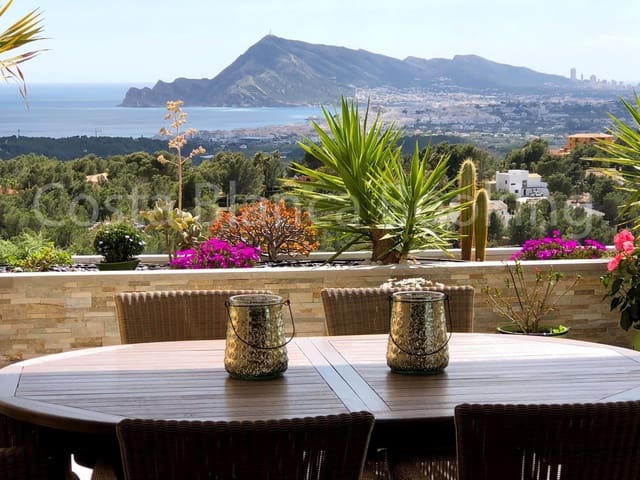 2 soverom Penthouse til salgs i Altea - € 530 000 (Ref: 9903845)