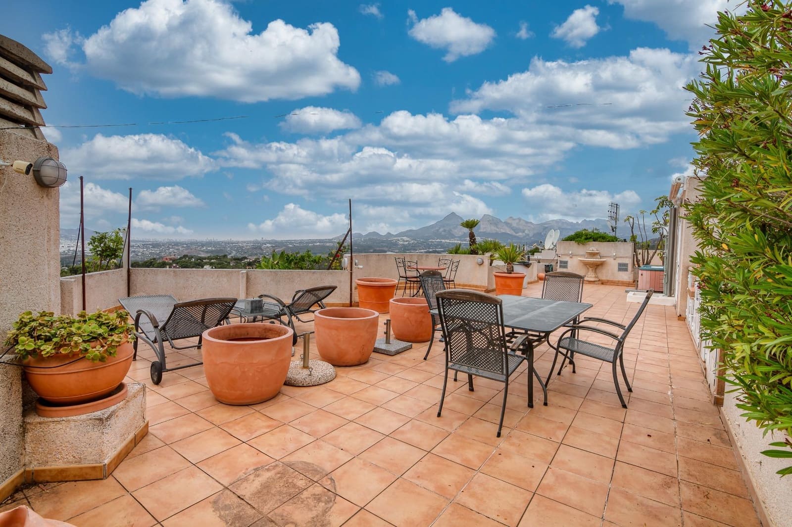 2 quarto Penthouse para venda em Altea com piscina garagem - 530 000 € (Ref: 9903845)