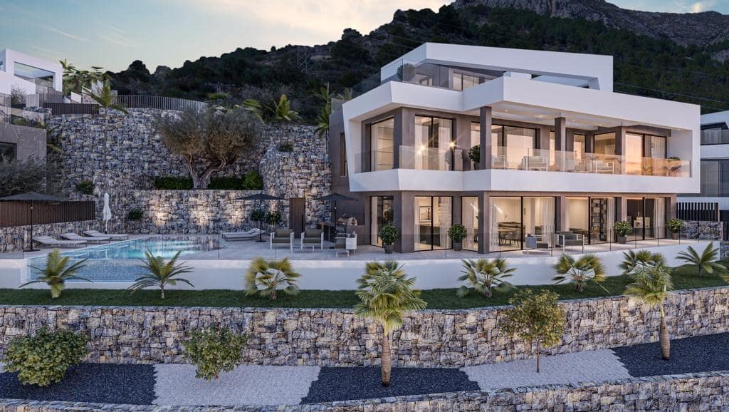 4 makuuhuone Huvila myytävänä paikassa Calpe / Calp mukana uima-altaan 
autotalli - 1 950 000 € (Ref: 9903846)
